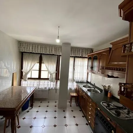 Apartment Vivienda De Uso Turistico Paseo Del Suaron